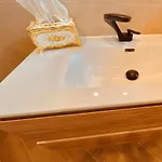 Golden House-super View On *