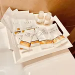 Golden House-super View On Apartment *
