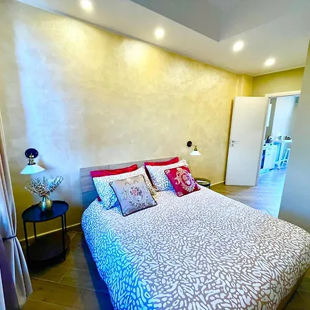 Apartment Golden House-super View On *