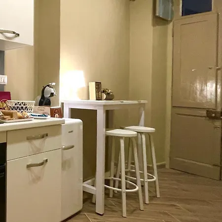 Golden House-super View On Turim