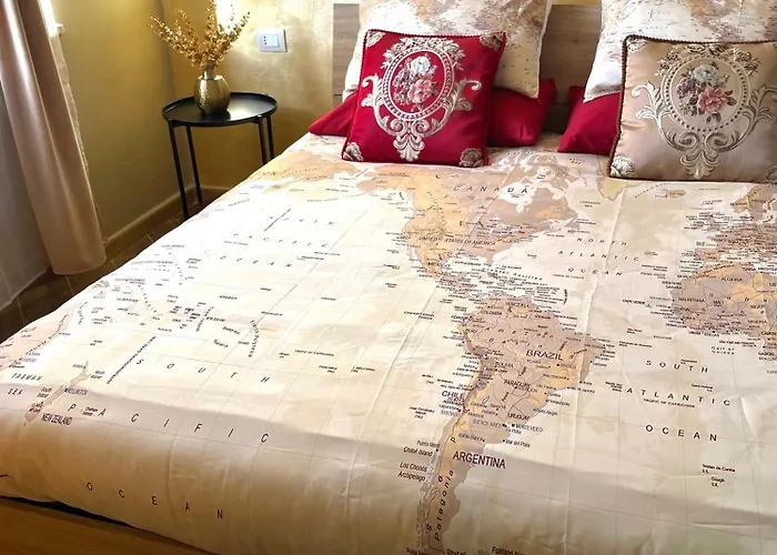 Golden House-super View On *