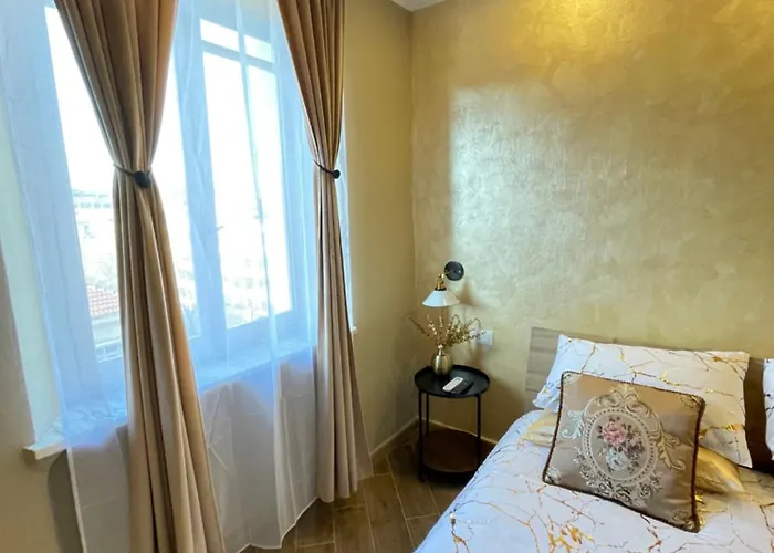 Apartment Golden House-super View On *