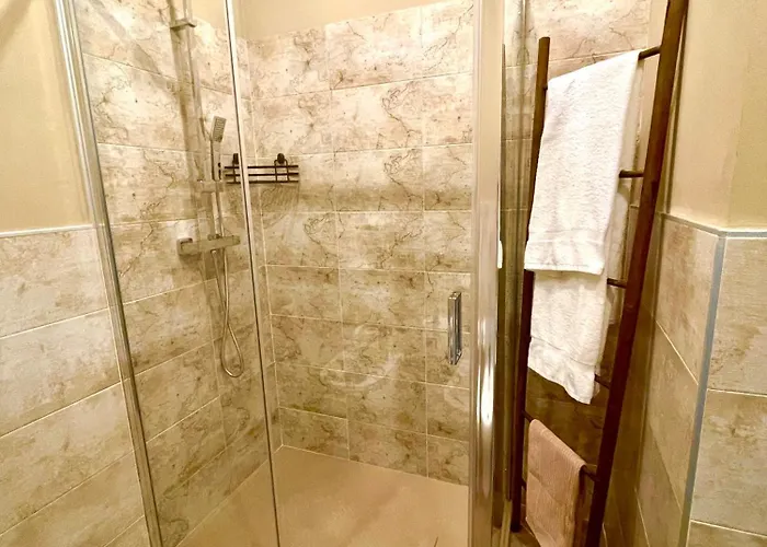 Golden House-super View On Apartment *